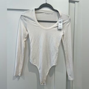 Abercrombie white crew soft AF bodysuit